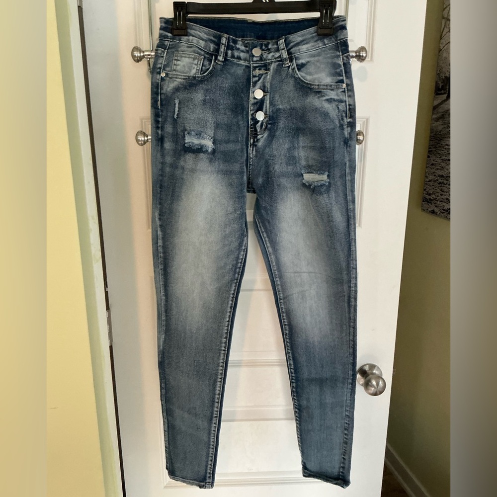 Women's Distressed Blue Jeans